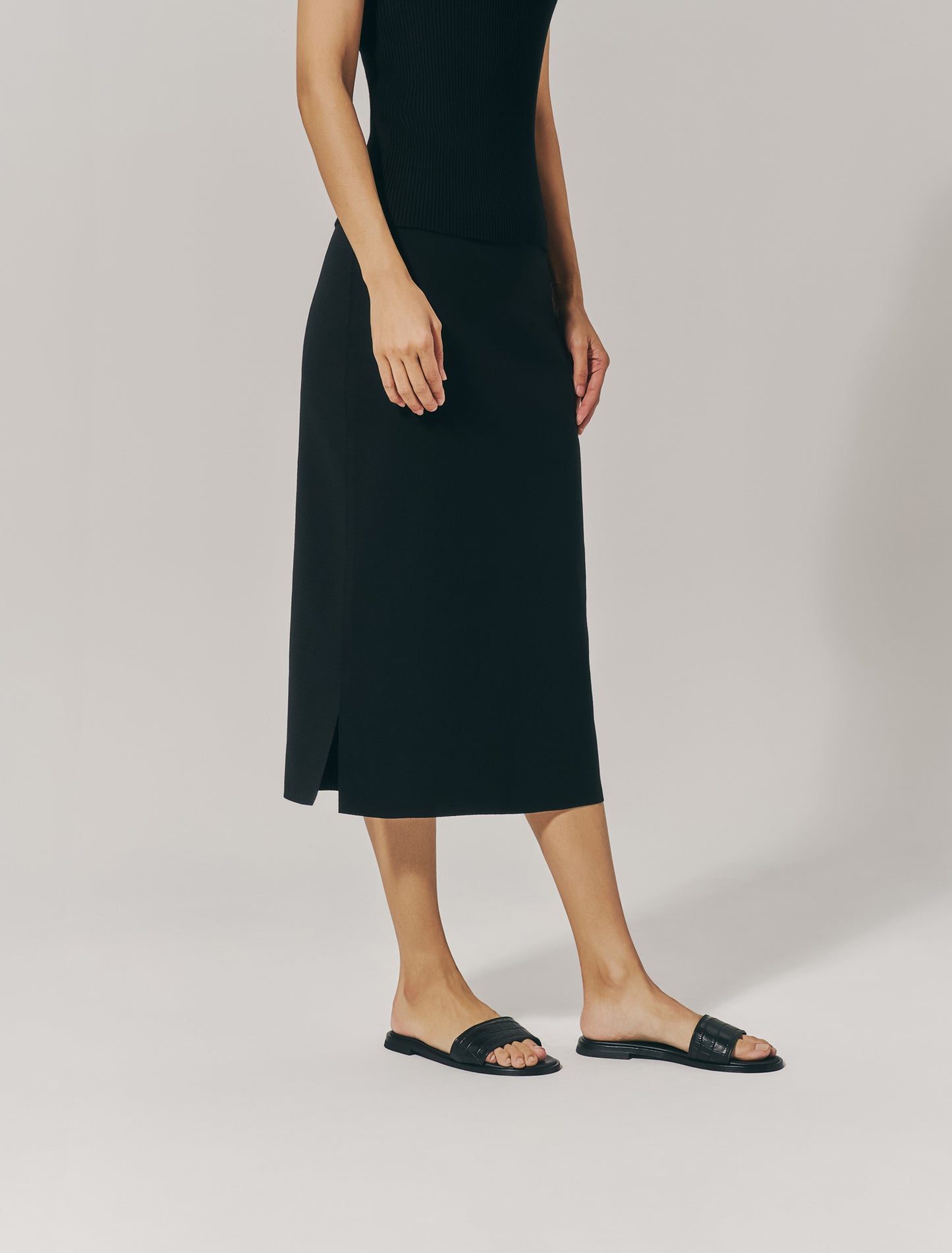 HH Croc Embossed Sandals in Black