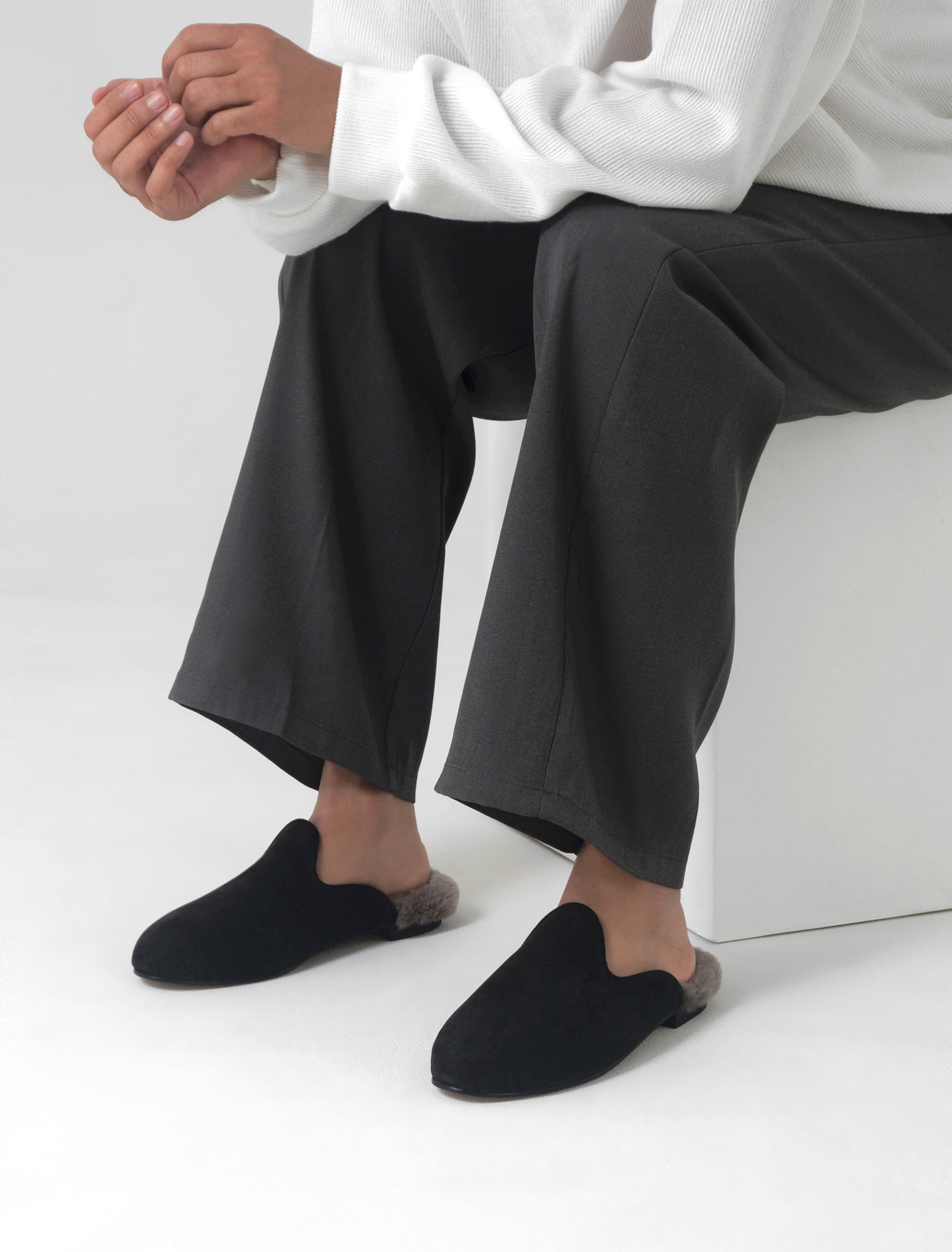 Ryn Winter Slippers in Black